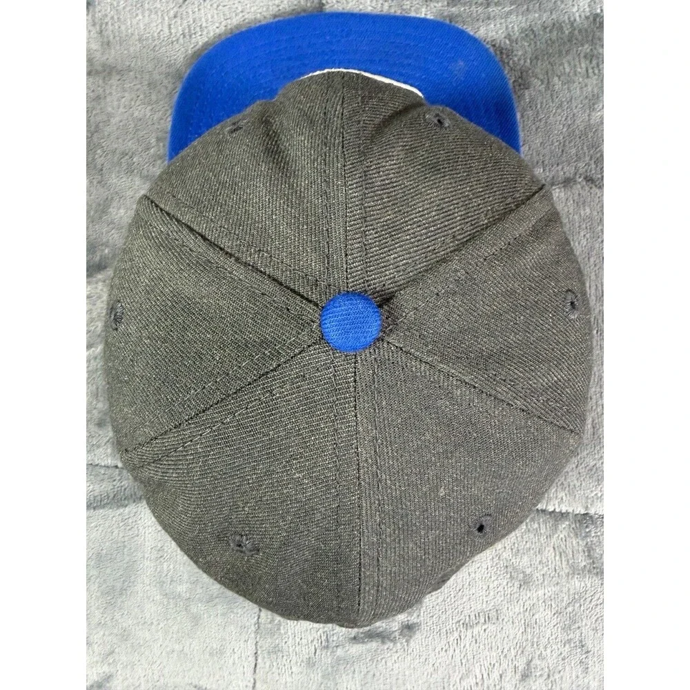 LA Los Angeles Rams New Era 9FIFTY Snapback Hat Blue Gray Vintage Helmet Logo.